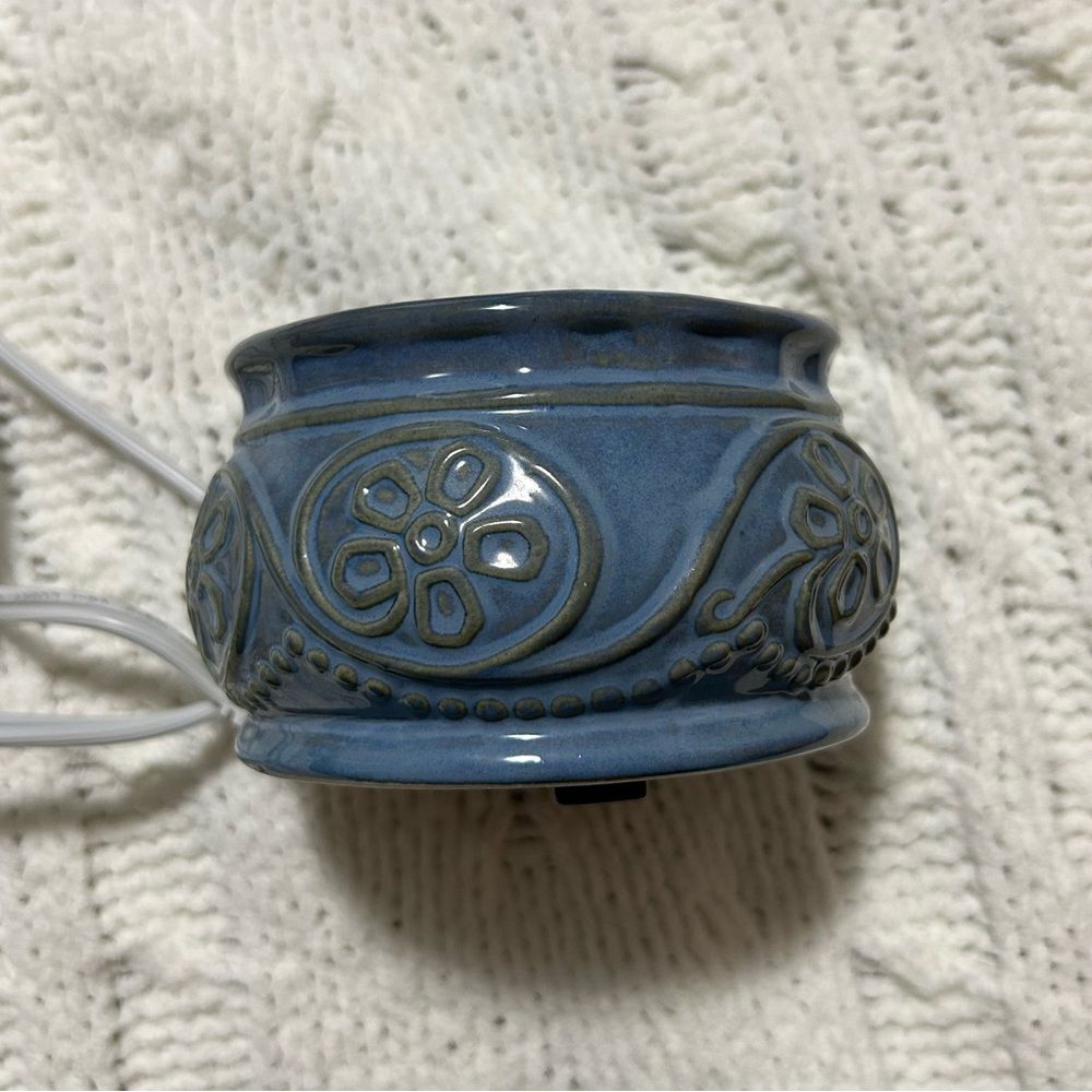Intertek Blue Candle Warmer